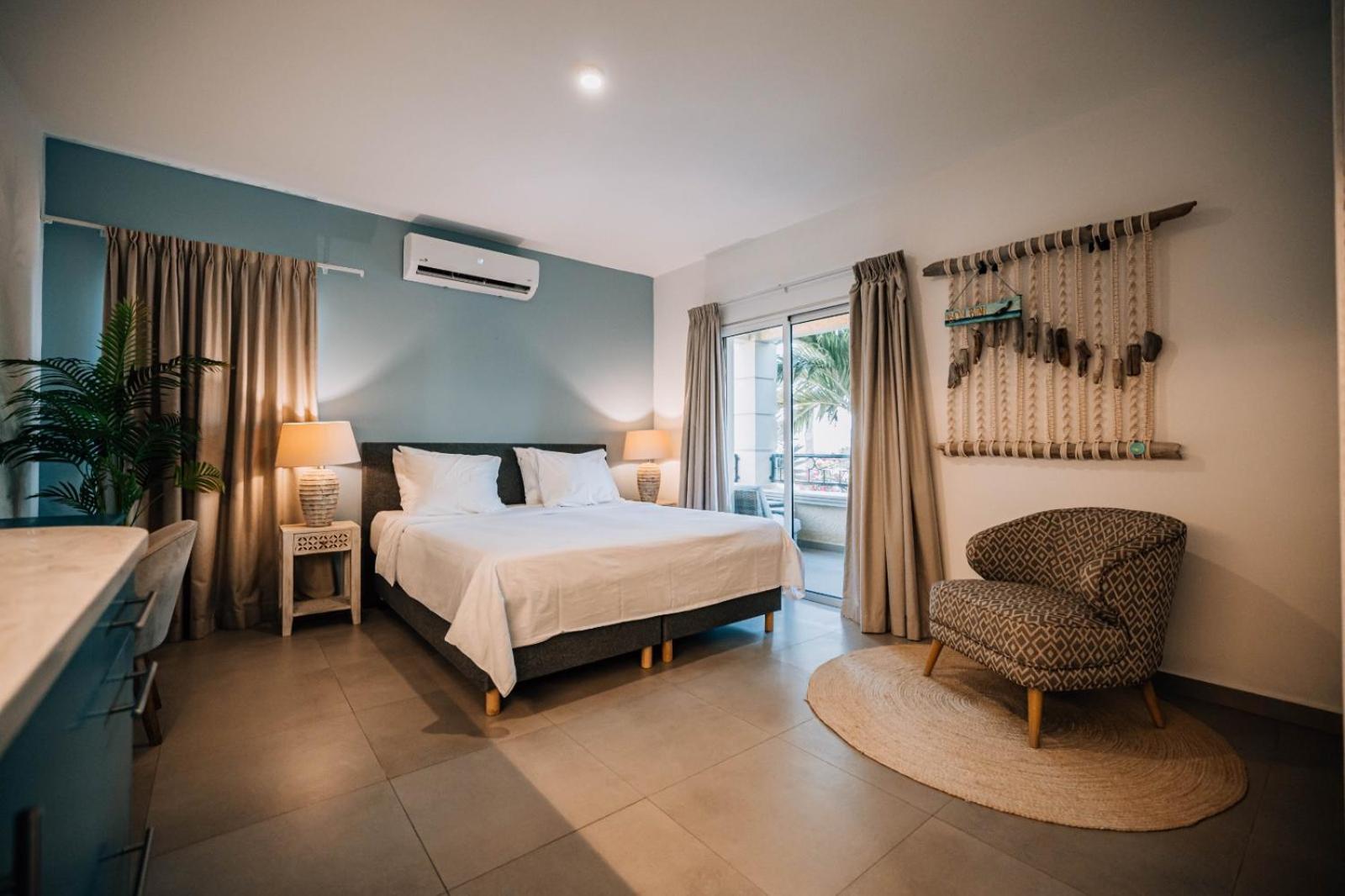 The Bellafonte - Luxury Oceanfront Hotel Kralendijk Kültér fotó