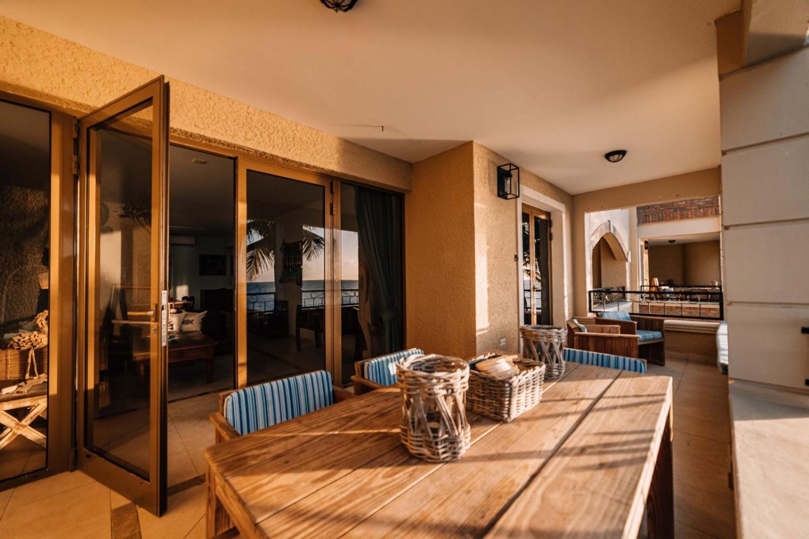 The Bellafonte - Luxury Oceanfront Hotel Kralendijk Kültér fotó