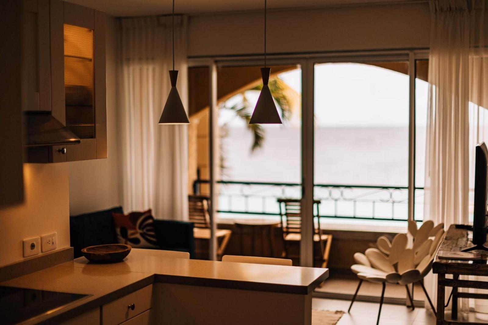 The Bellafonte - Luxury Oceanfront Hotel Kralendijk Kültér fotó