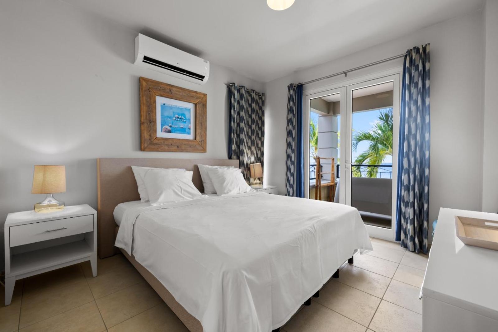 The Bellafonte - Luxury Oceanfront Hotel Kralendijk Kültér fotó